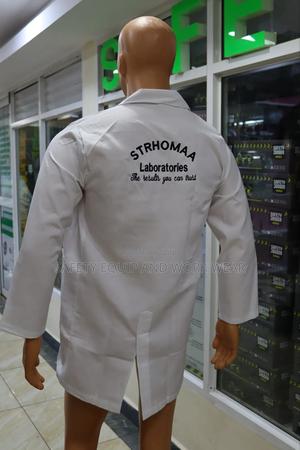 Branded White Dust Coat - thumbnail 2