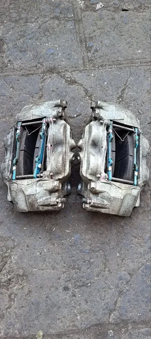 Front Calipers Prado Kzj150 19-Bolt.