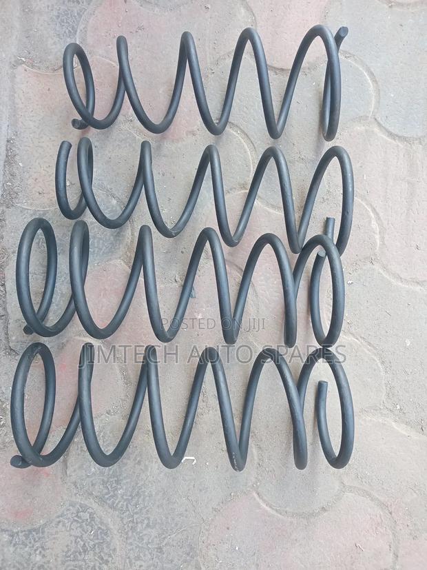 Toyota Corolla 110 Heavy Duty Spring - thumbnail 2