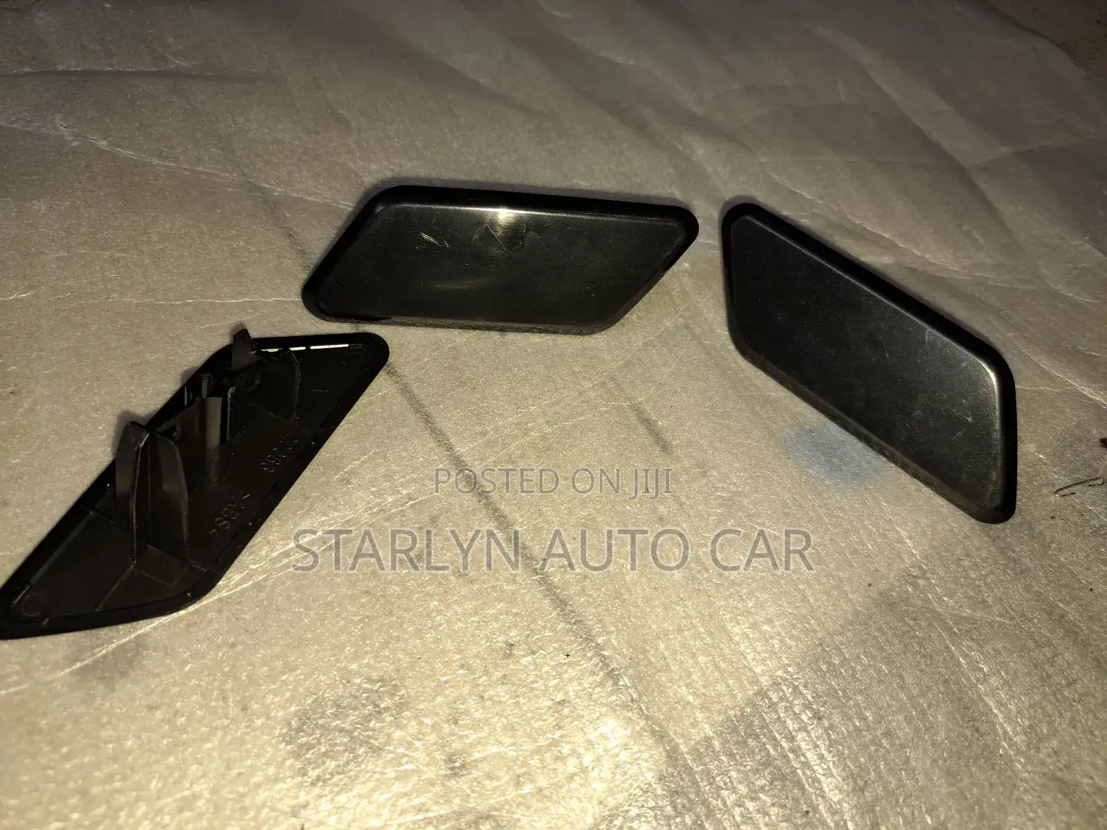 Headlights Washer Jet Cover Outback 2010