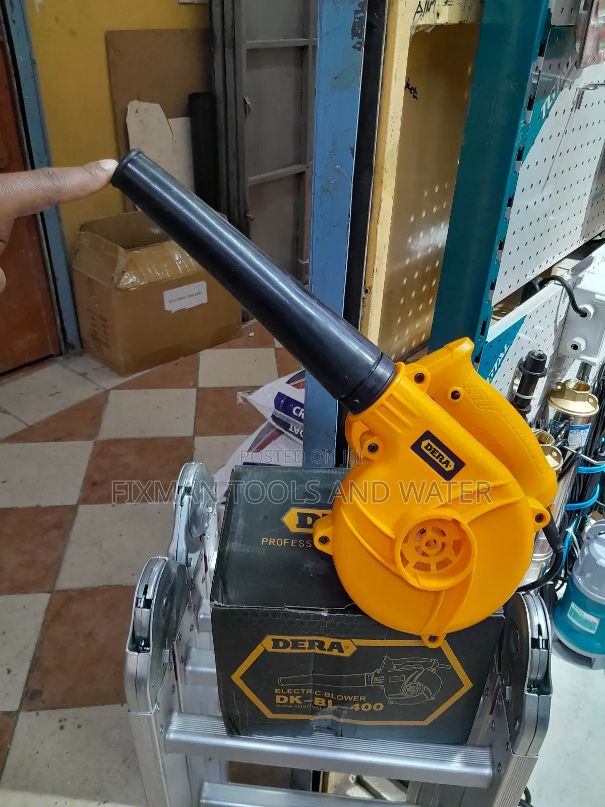 Dera Professional Dust Blower 400 W