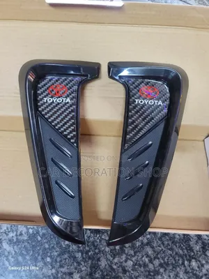 Toyota 2pc Branded Side Air Vent Leaf