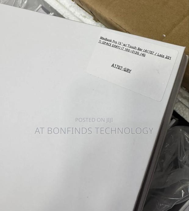 Laptop Apple MacBook Pro 2017 16GB Intel Core I7 SSD 512GB - thumbnail 4