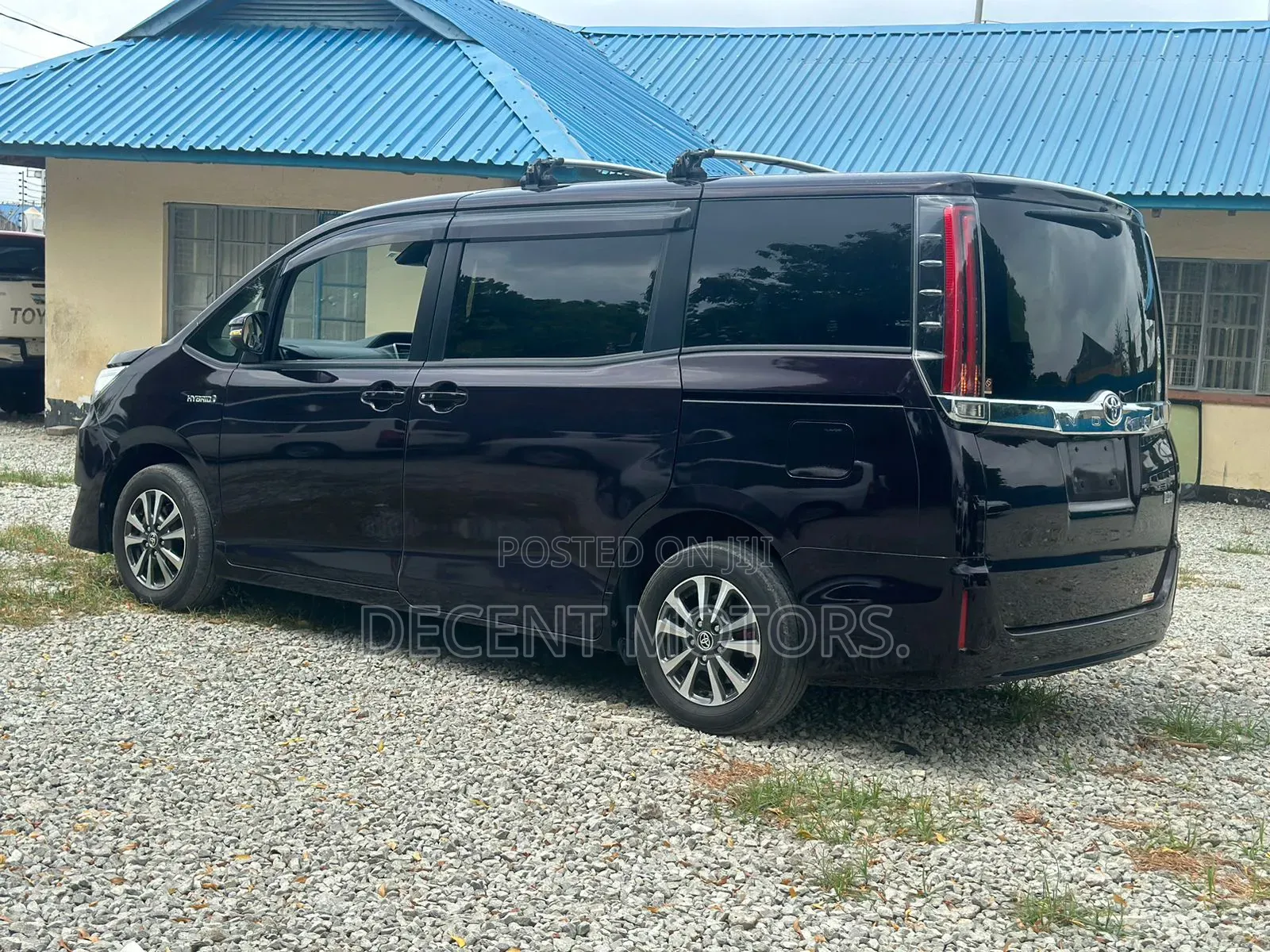 Toyota Voxy 2018 Purple