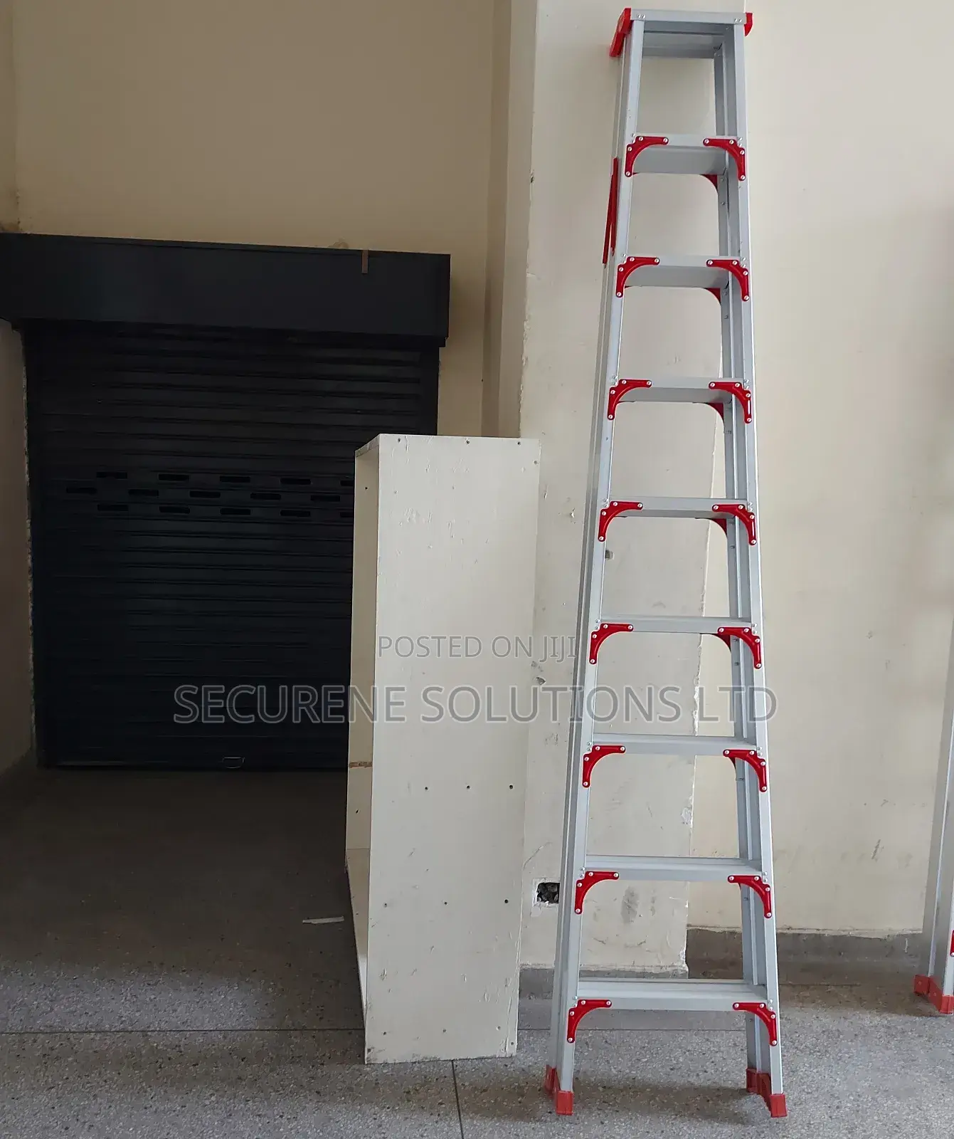 9by9ft Double-sided A-frame Ladder.