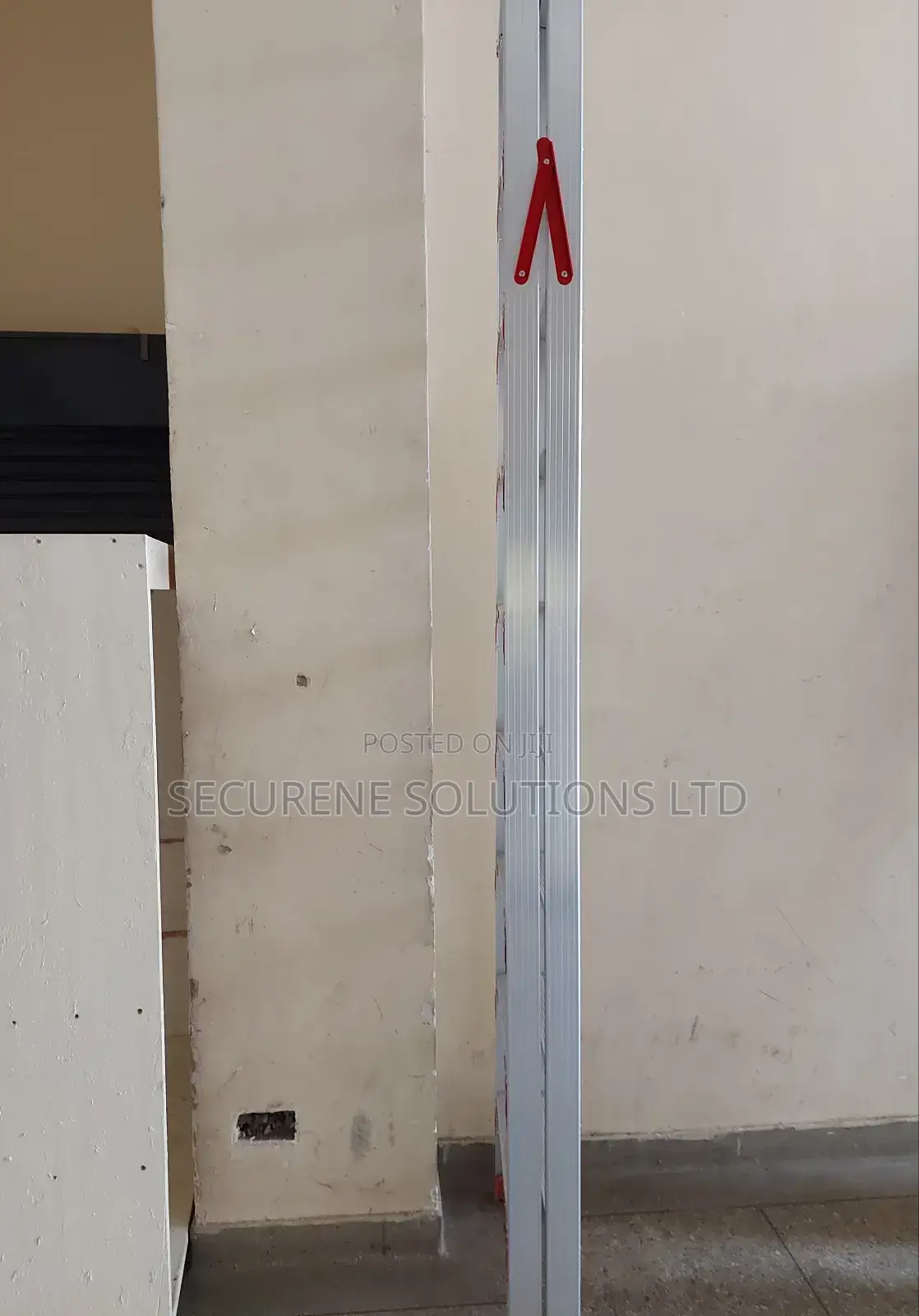 9by9ft Double-sided A-frame Ladder.