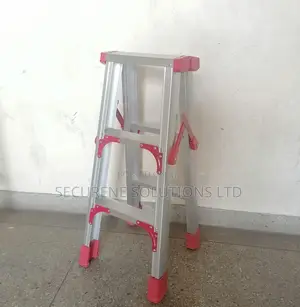 3x3ft Double-sided A-frame Ladder.