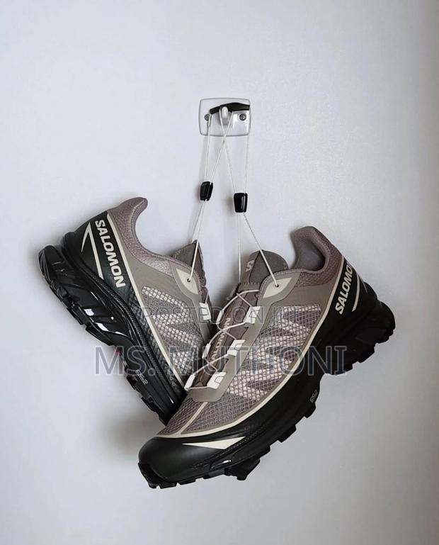 Salomon XT-6 GORE-TEX Unisex Sportstyle Shoes