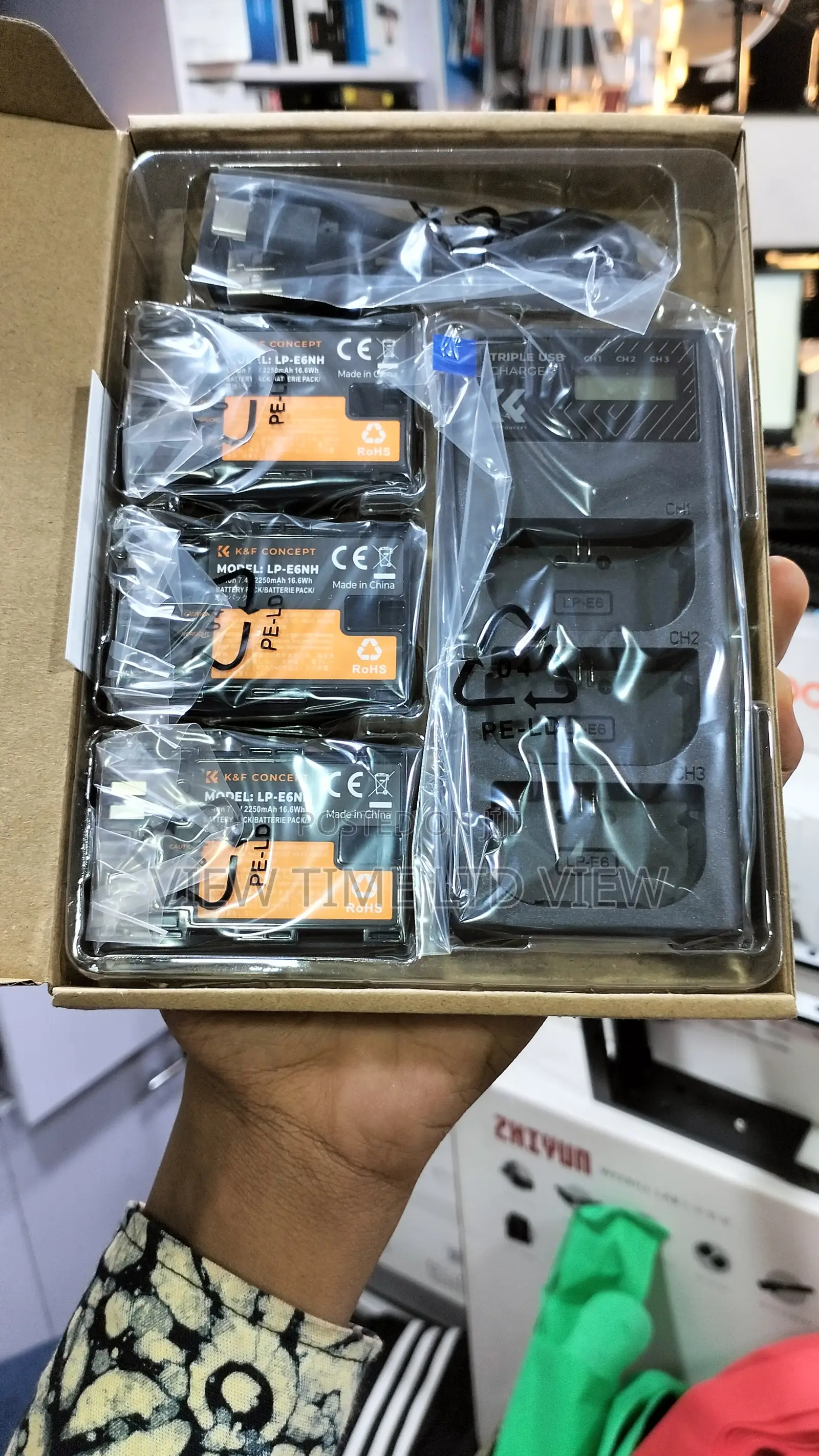 K F Canon LP E6 3 Battery + K F Canon LP E6 3 Slot Charger