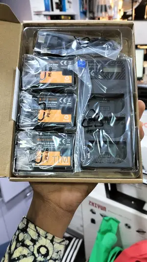 K F Canon LP E6 3 Battery + K F Canon LP E6 3 Slot Charger