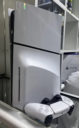 Home Used Slim Ps5 With 2 Pads