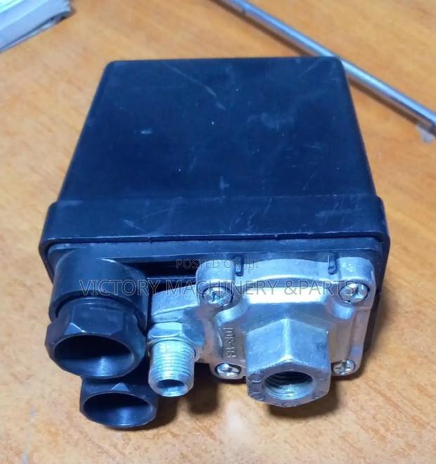 Single Phase One Way Switch - main view