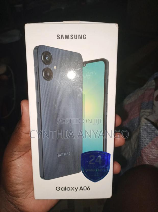 New Samsung Galaxy A06 64 GB Black - thumbnail 2