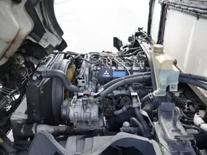 Truck Mitsubishi