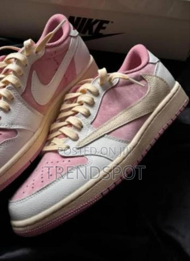 Jordan 1 TRAVIS SCOTT "SHY PINK"36__42 at 3500qualityTop