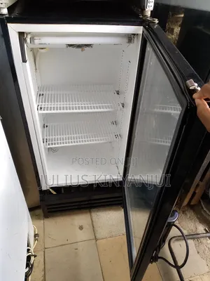 Mimi Display Fridge
