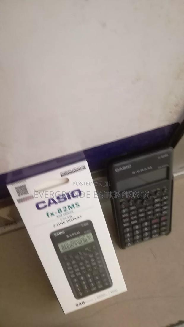 Calculator , Casio Fx-82ms - main view