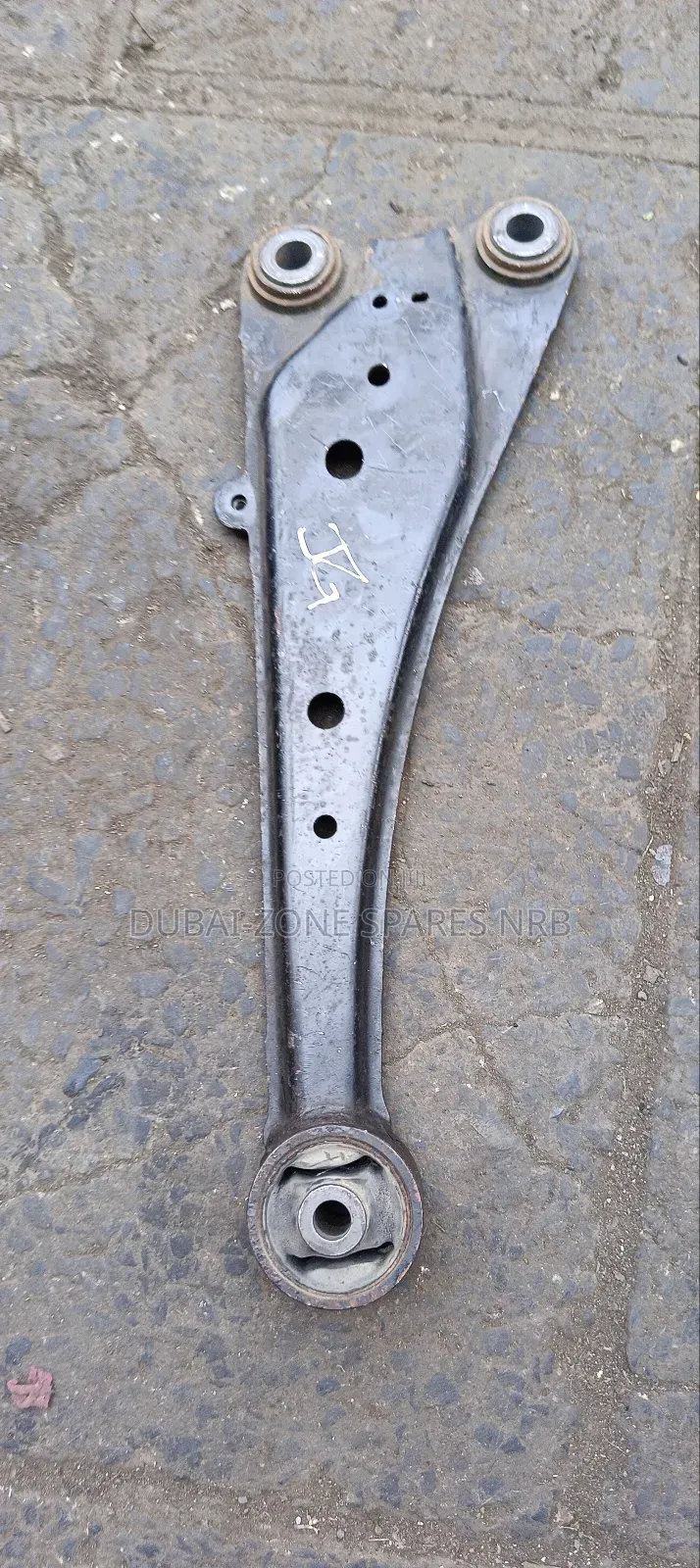 Rear Arms Rav4, Vanguard.