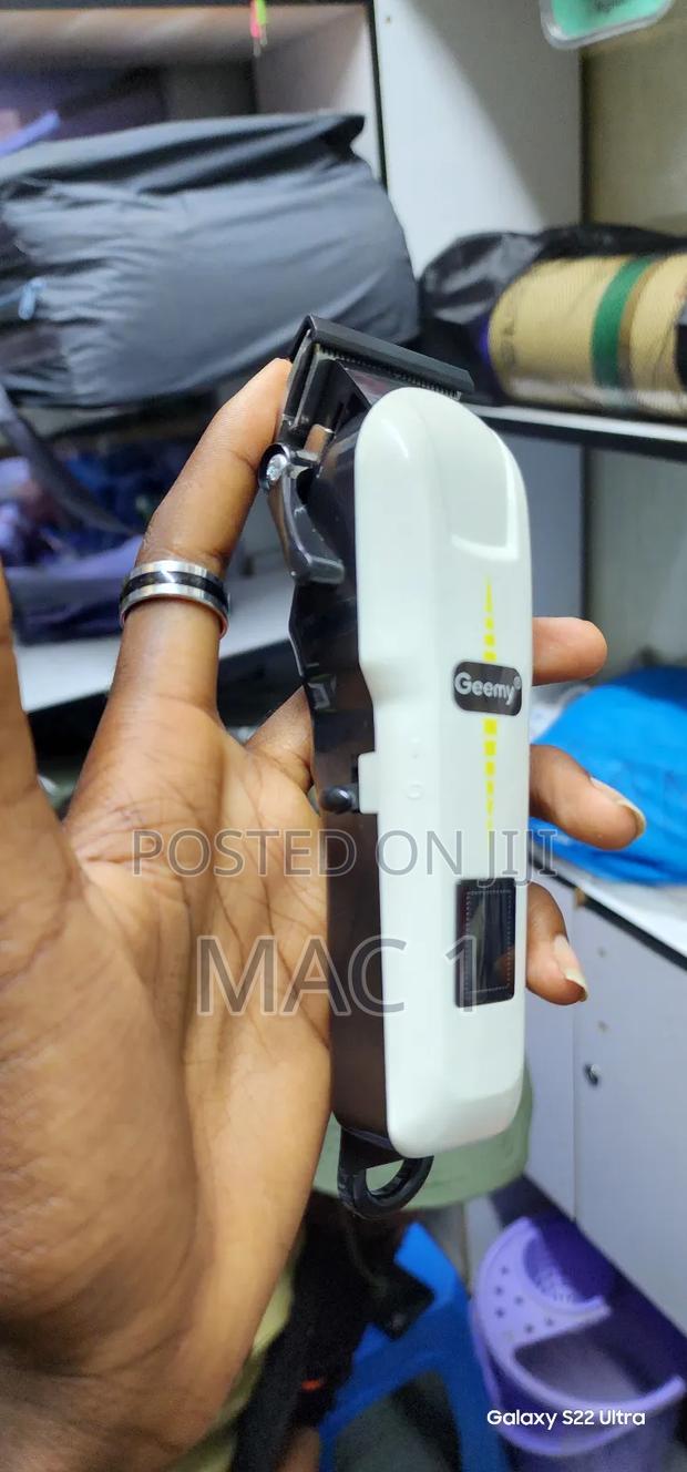 Rechargeable Geemy Shaver Cordless - thumbnail 3