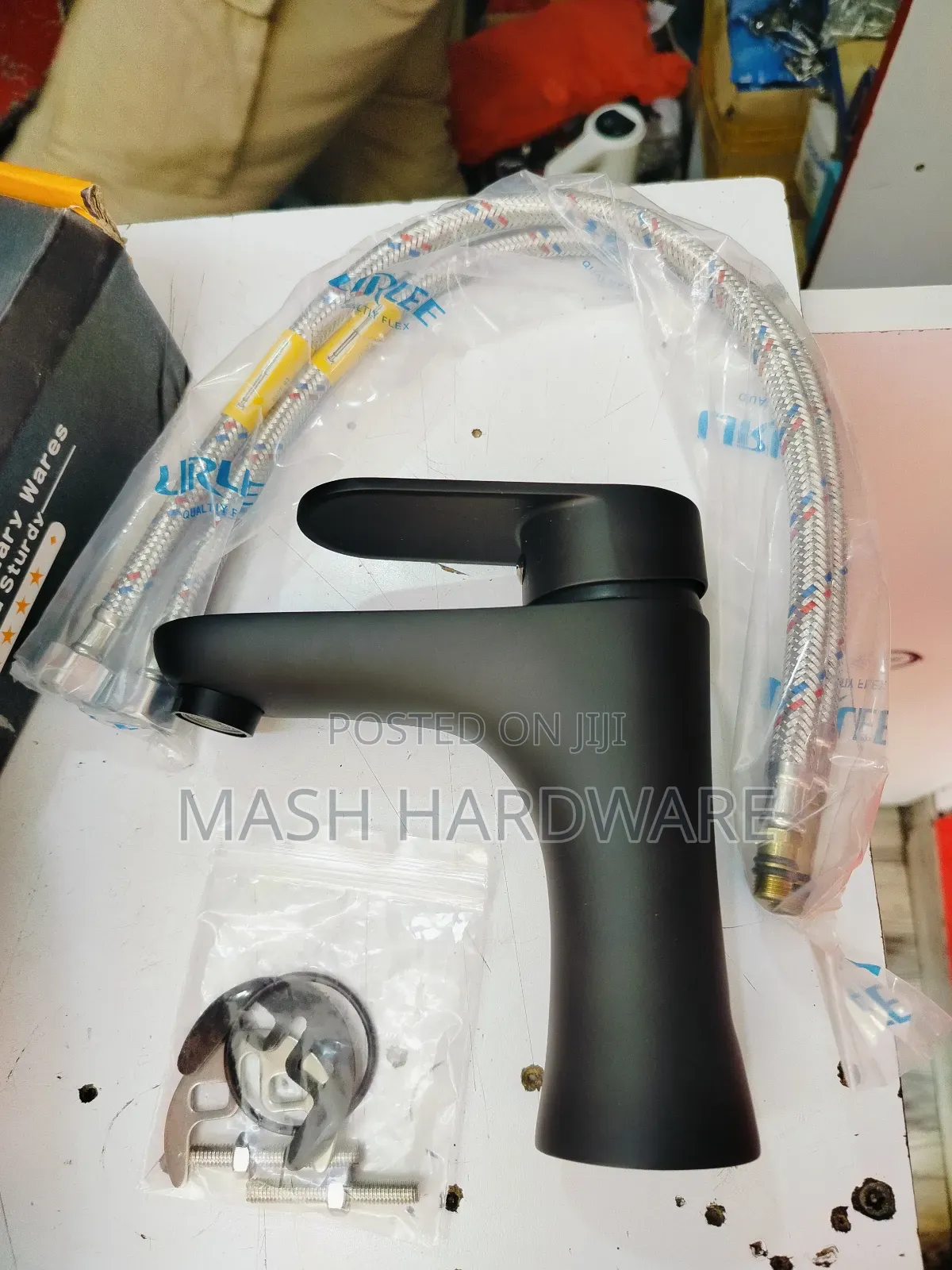 LR6602B Matt Black Basin Mixer
