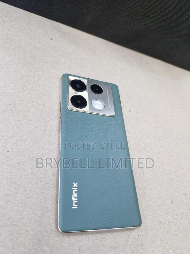Infinix Note 40 Pro 256 GB Green - thumbnail 4