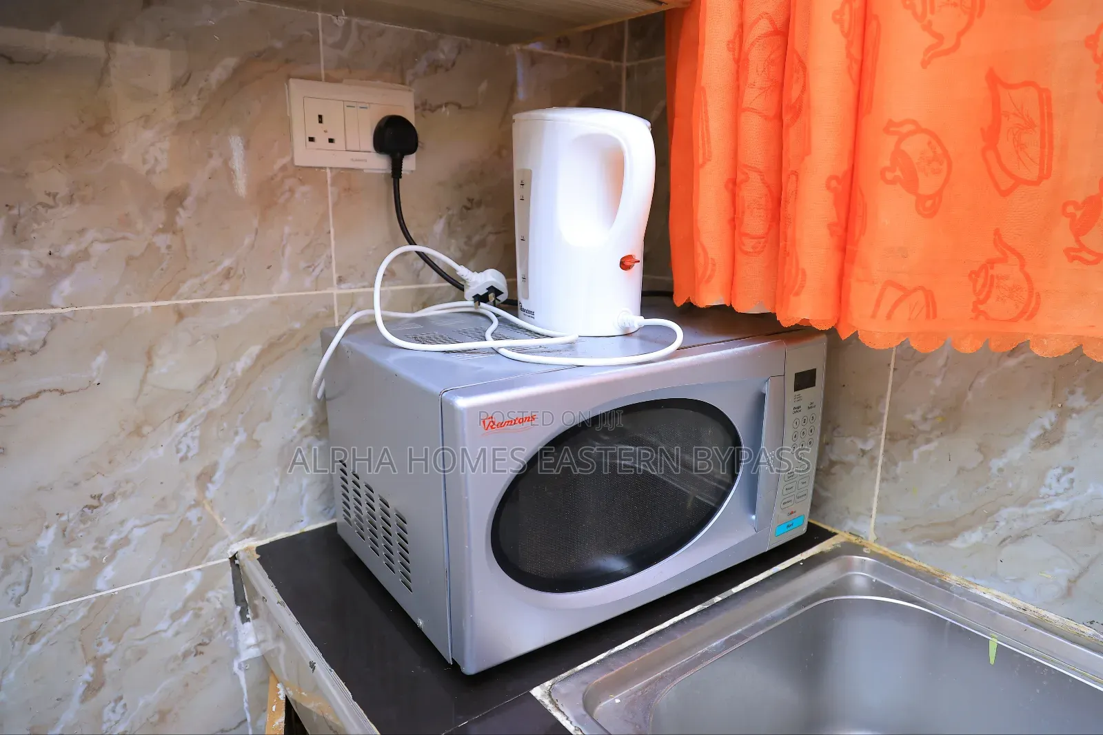 Charming Comforts: Your Ruiru BNB Sanctuary One Bedroom