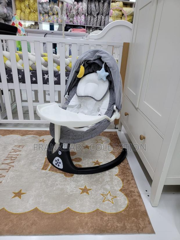 Baby Swing Rocker With Adjustable Seat 6-Speed Motion - main view