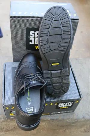 Safety Jogger Footwear (Manager)