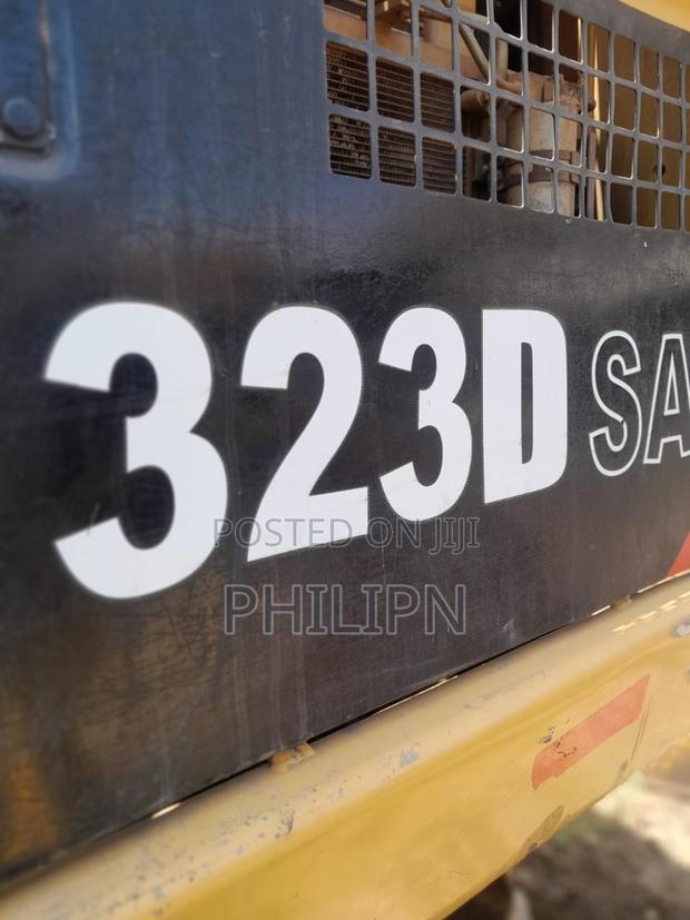 Excavator Cat - thumbnail 4