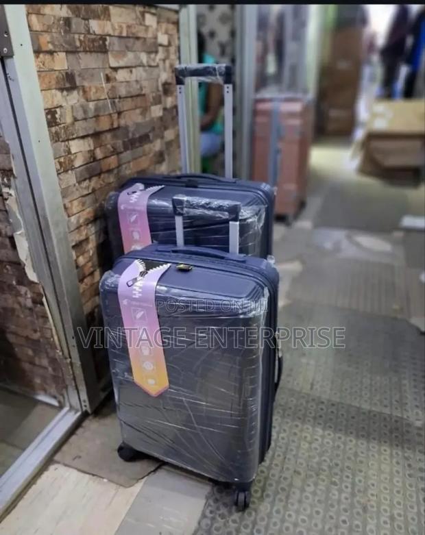 Single Unbreakable Rubber Suitcase - thumbnail 2