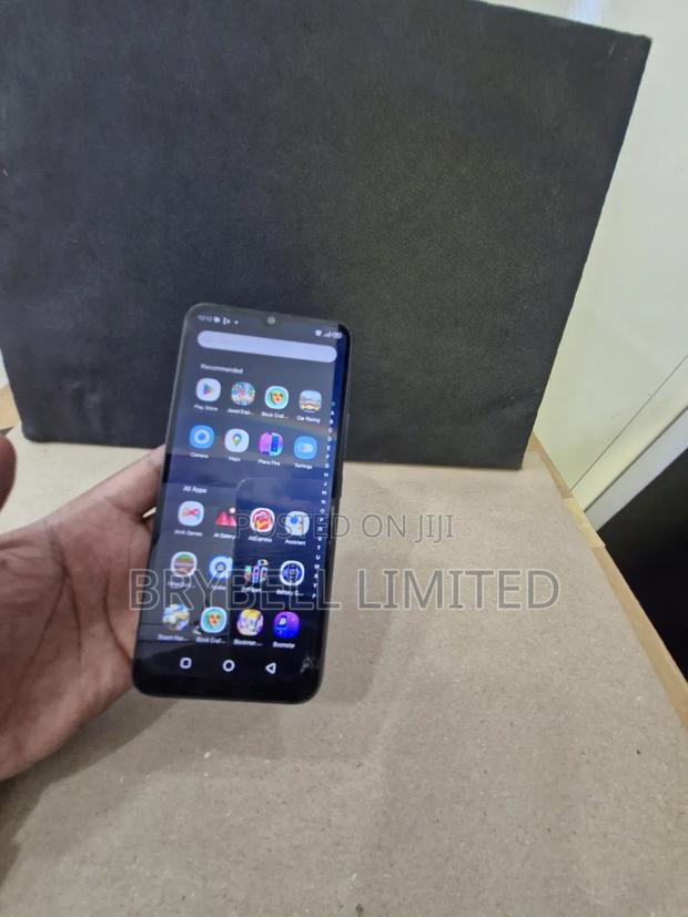 Infinix Smart 16 GB Blue - main view