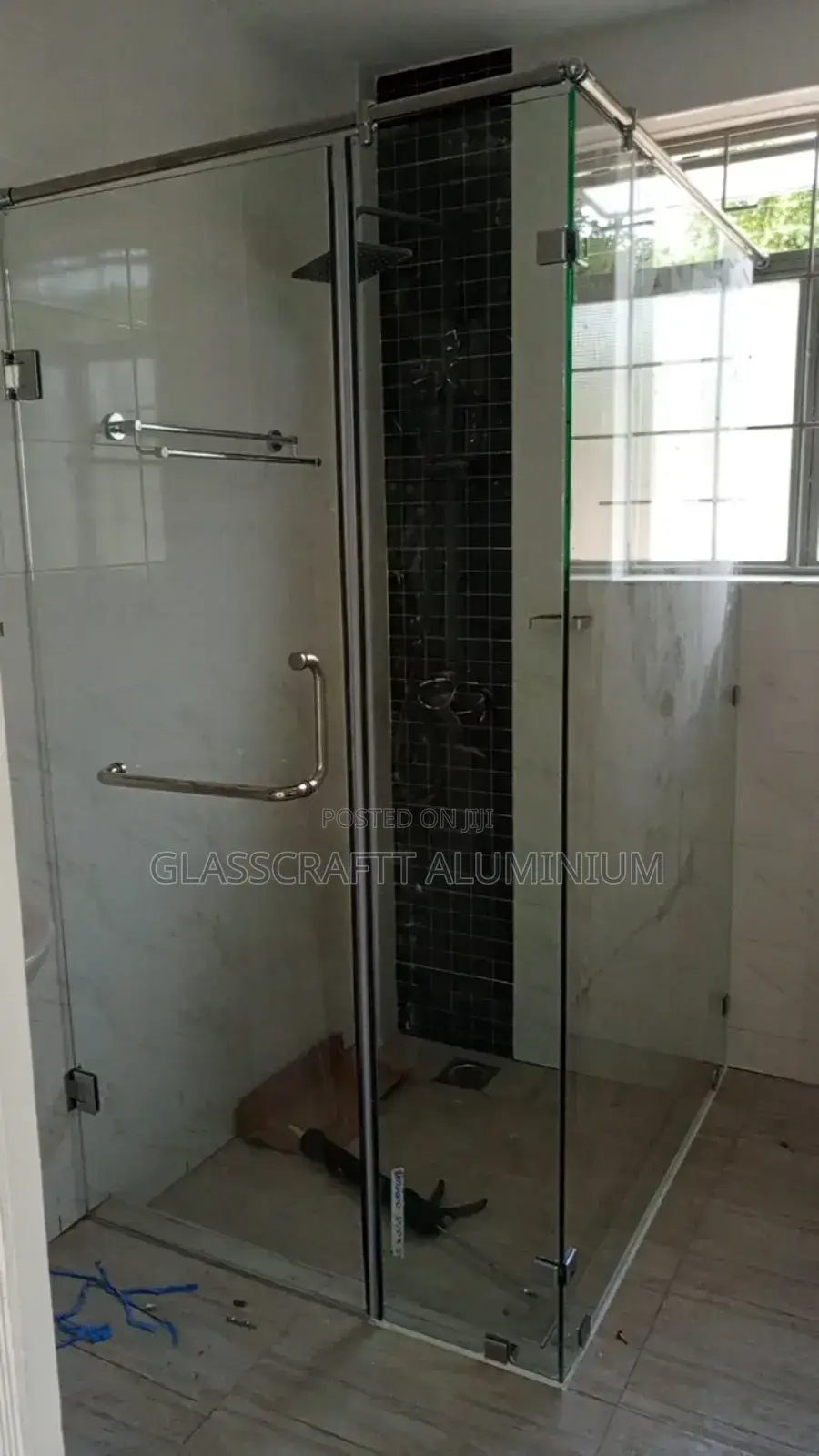 10 Mm Glass Cubicle