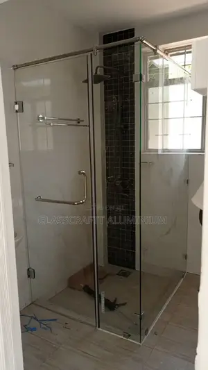 10 Mm Glass Cubicle