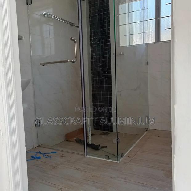 10 Mm Glass Cubicle - thumbnail 5