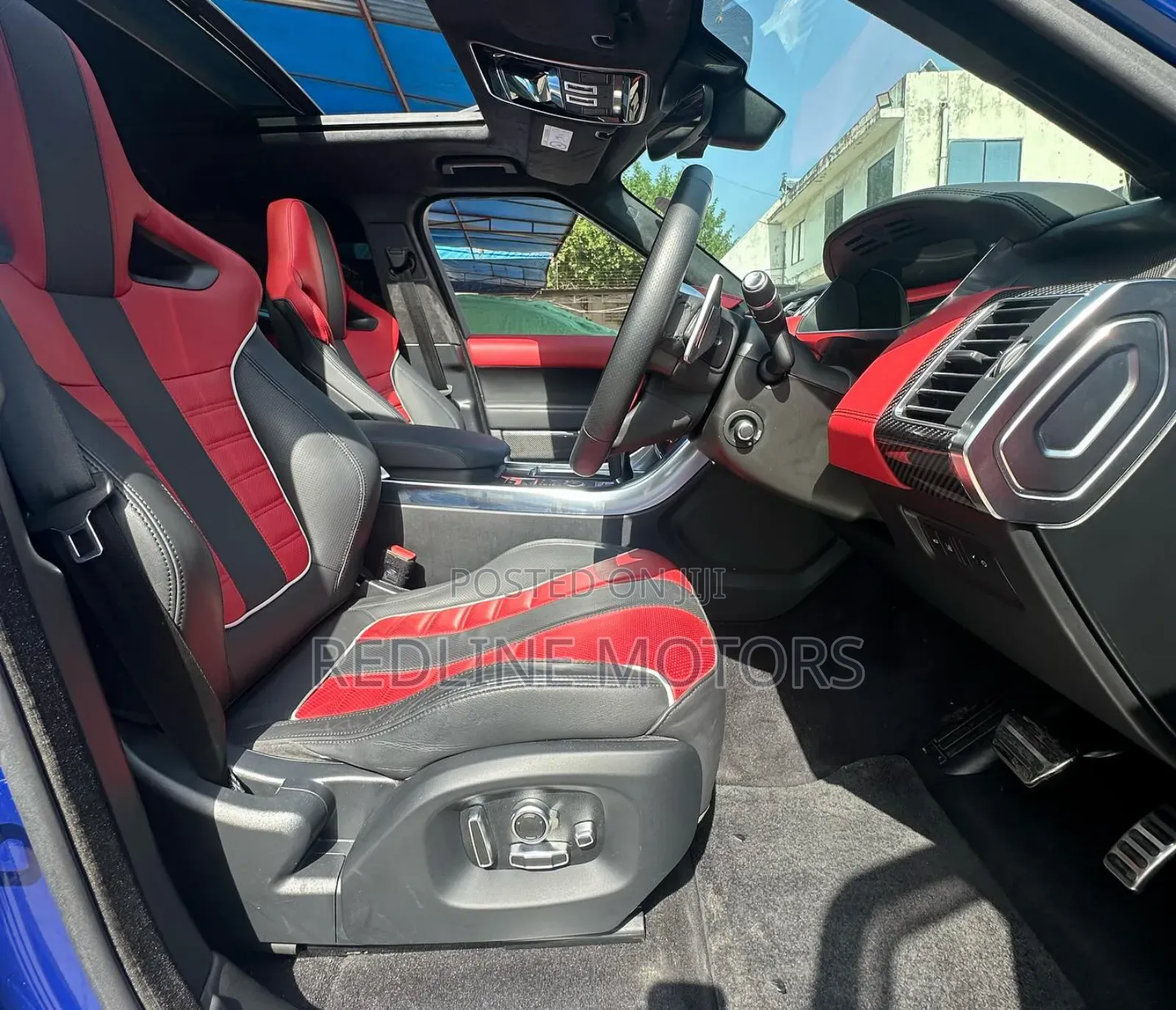 Land Rover Range Rover Sport SVR 2018 Blue