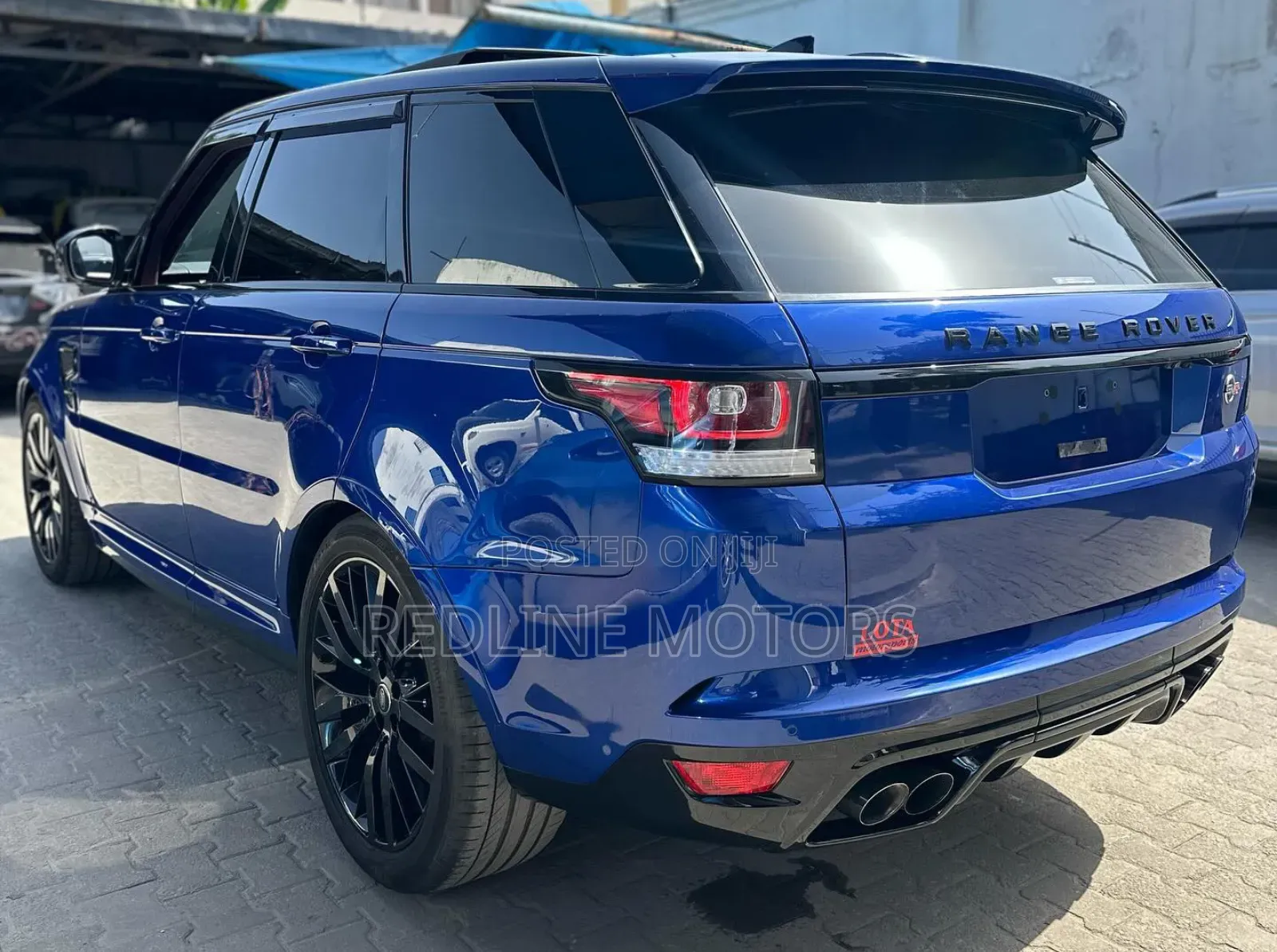 Land Rover Range Rover Sport SVR 2018 Blue