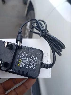 Travel Adaptor Ac Dc 9v 2a Wall Mount Adapter