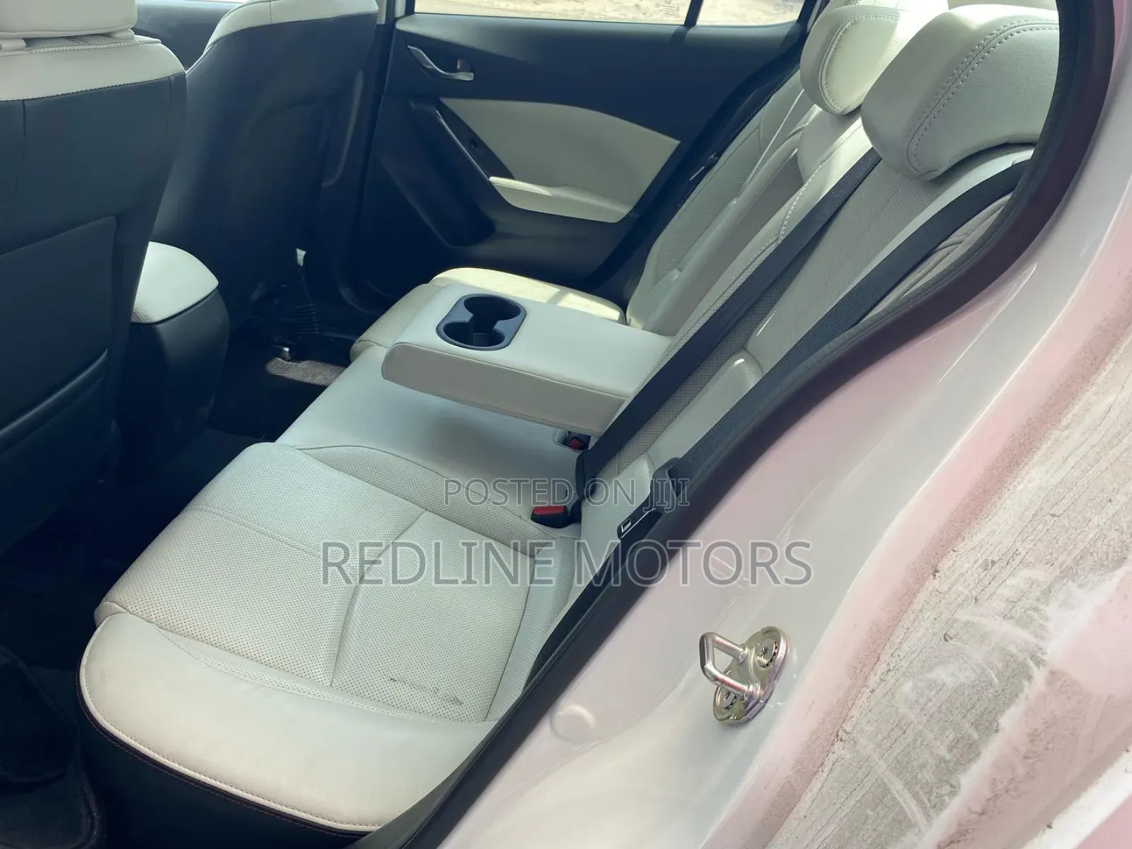 Mazda Axela 2018 Pearl