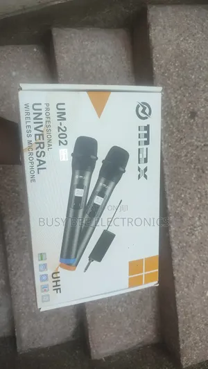 New Edition Max Um 202 Universal Wireless Microphone