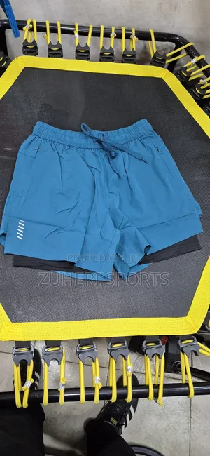 2-in-1 Gym Shorts Active Sports Wear Aerated Fabric