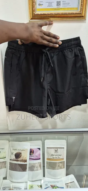 2-in-1 Gym Shorts Active Sports Wear Aerated Fabric