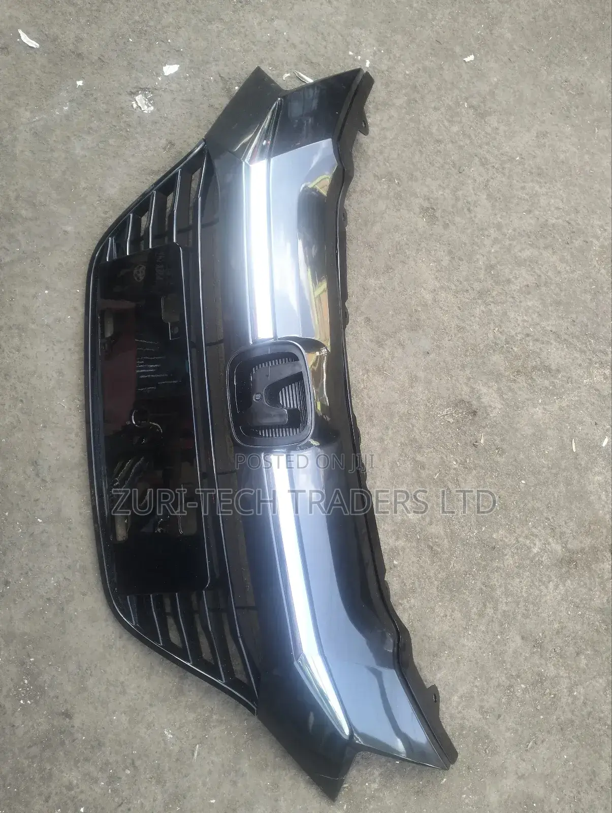 Honda Vezel Grilles