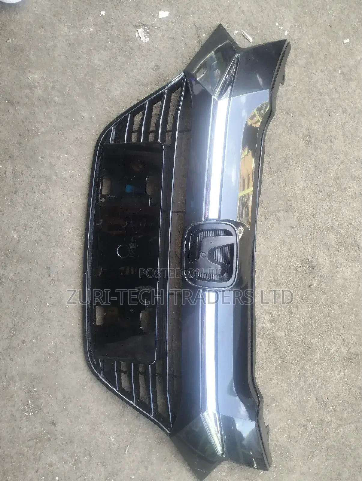 Honda Vezel Grilles