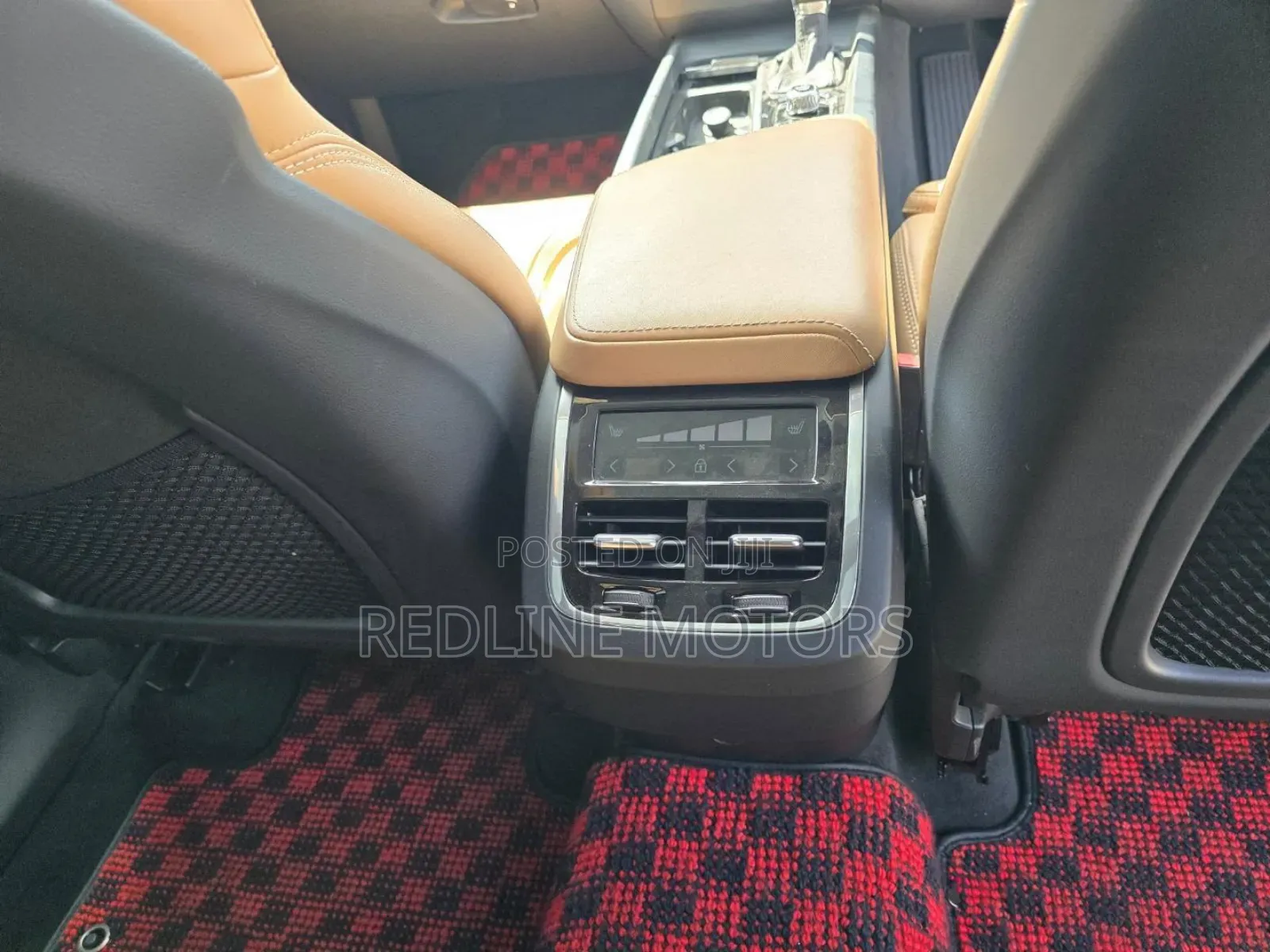 Volvo XC60 2018 Pearl