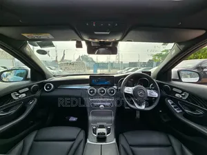 Mercedes-Benz C200 2018 Silver