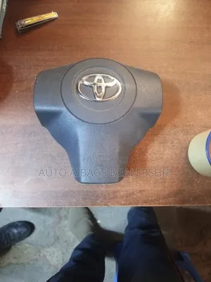 Rav 4 Stearing Airbag.