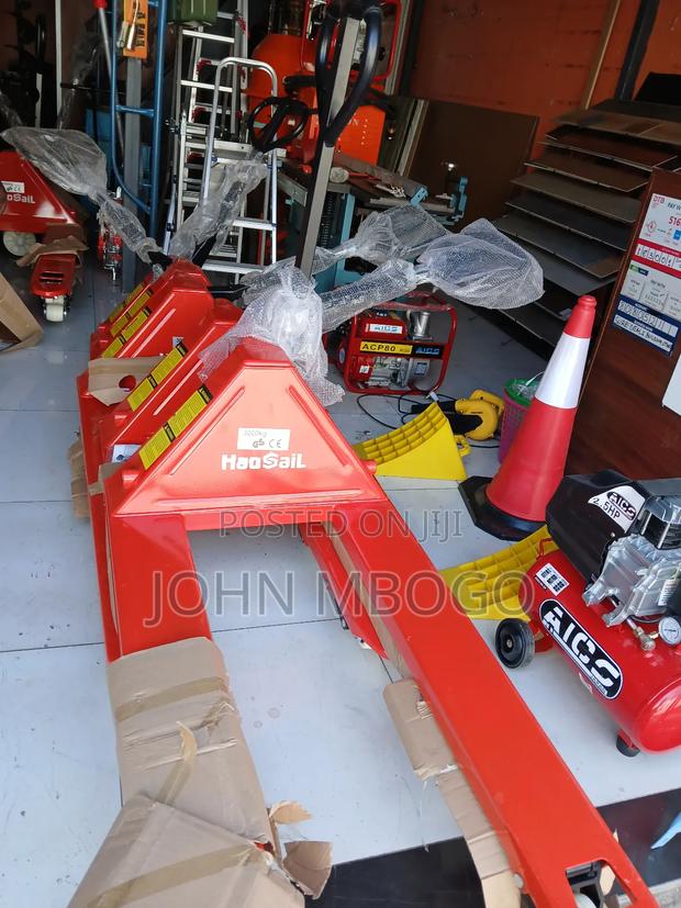 Hand Pallet Truck ( Warehouse Trolley ) - thumbnail 2