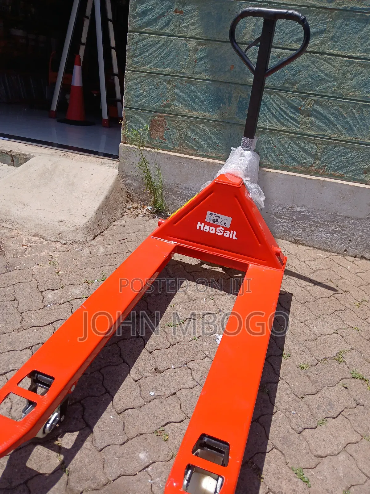 Hand Pallet Truck ( Warehouse Trolley )