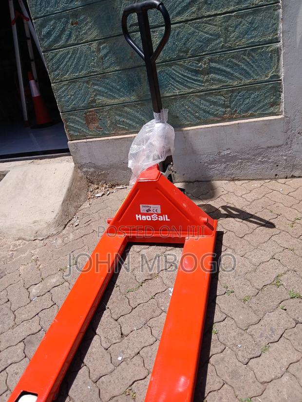Hydraulic Pallet Truck ( 3t- 300kg)