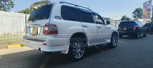 Toyota Land Cruiser 100 4.7 Executive 2006 Pearl